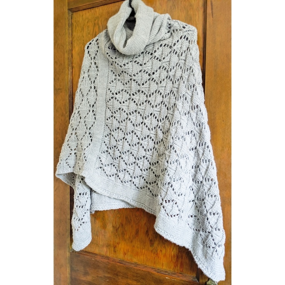 Stambecco Cowl Neck Poncho, Made in Italy - Picture 5 of 7